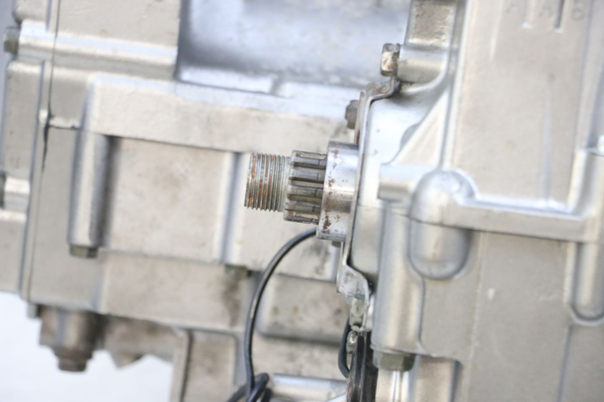 photo de MOTOR SUZUKI GSF N BANDIT 600 (1996 - 1999) - Aanvullende foto