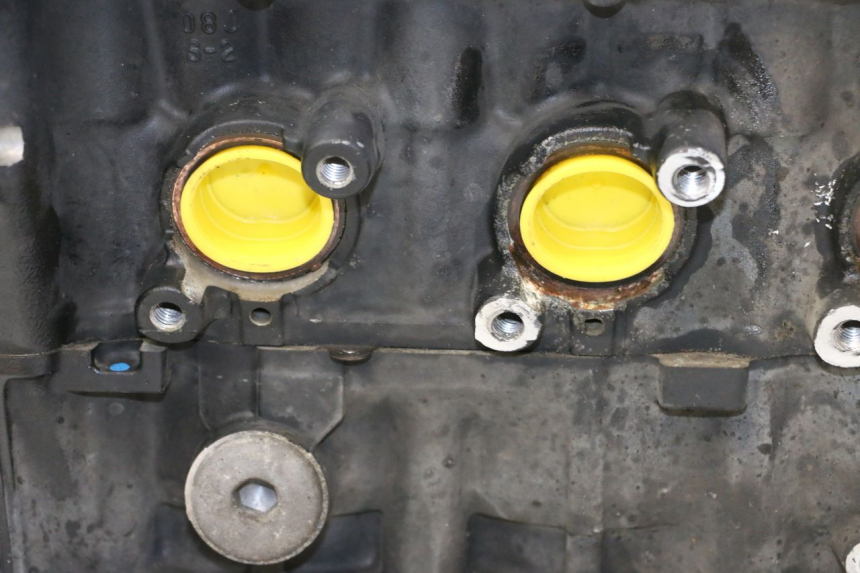 photo de MOTOR SUZUKI GSR 750 (2011 - 2017) - Focus op structuur