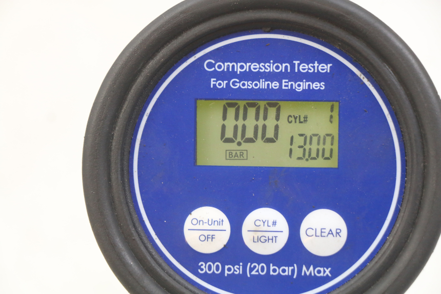 photo de MOTOR SUZUKI GSX-F GSX  F 1100 (1988 - 1994) - Zoom op componenten