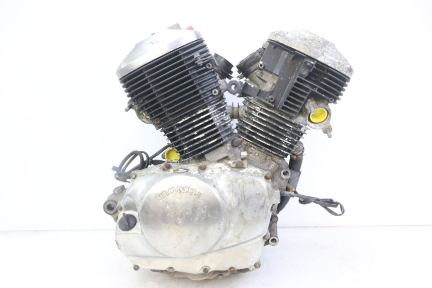 photo de MOTOR HONDA VT C2 SHADOW 750 (1997 - 2001) - Zoom op gebruiksstaat