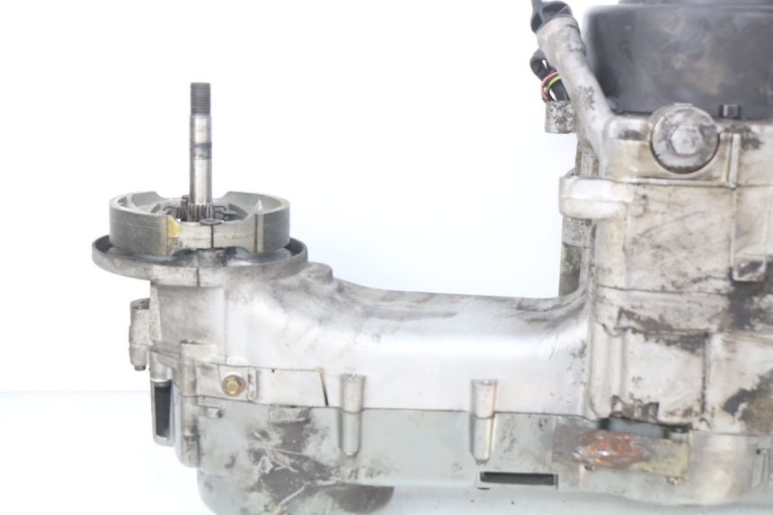 photo de MOTOR HAOTIAN HT125T-2 125 - Detail van het onderdeel