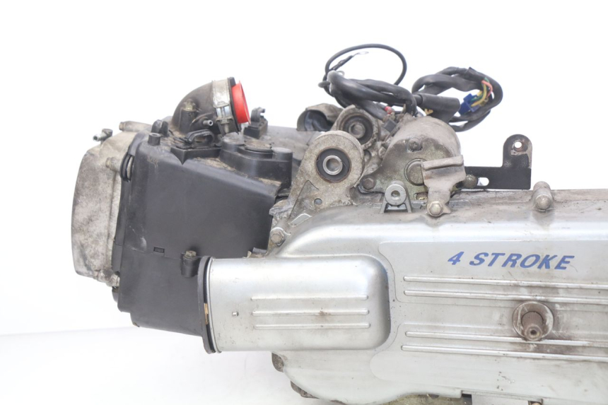 photo de MOTOR HAOTIAN HT125T-2 125 - Detailaanzicht