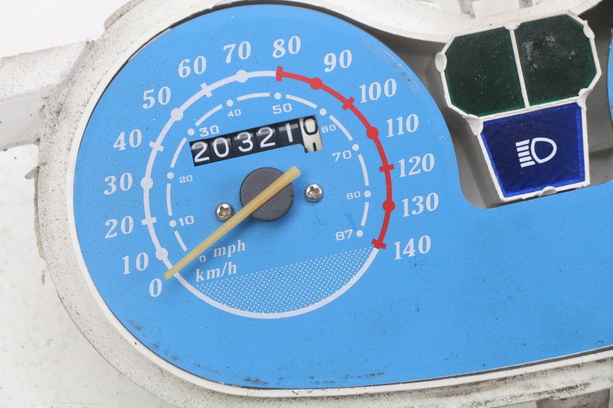 photo de MOTOR HAOTIAN HT125T-2 125 - Focus op structuur