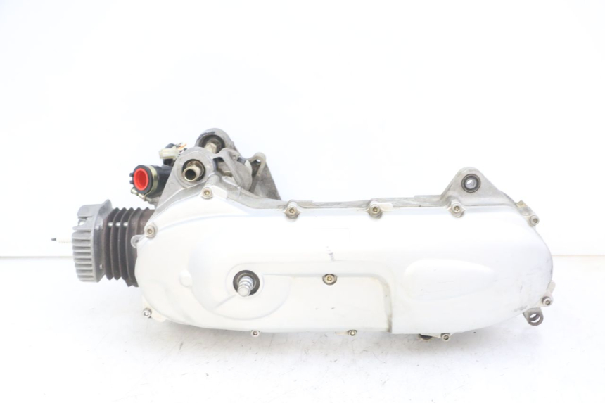 photo de MOTOR YAMAHA JOG R 50 (2004 - 2014) - Markeringen en referenties