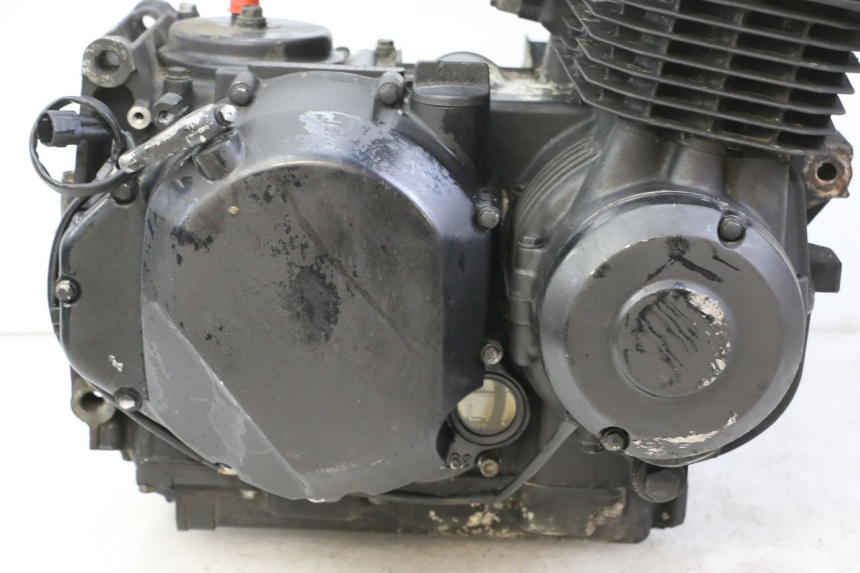 photo de MOTOR KAWASAKI ZR7 ZR-7 S 750 (1999 - 2004) - Zoom op componenten