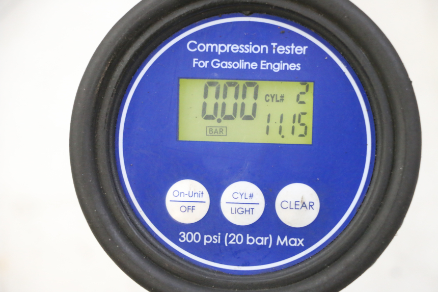 photo de MOTOR KAWASAKI ZR7 ZR-7 S 750 (1999 - 2004) - Andere kijkhoek