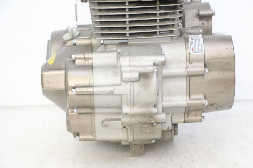 photo de MOTOR KIDEN KD125-G 125 (2018 - 2022) - Detailaanzicht