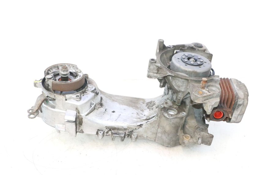 photo de MOTOR PEUGEOT KISBEE 2T 50 (2010 - 2017) - Kenmerkende details