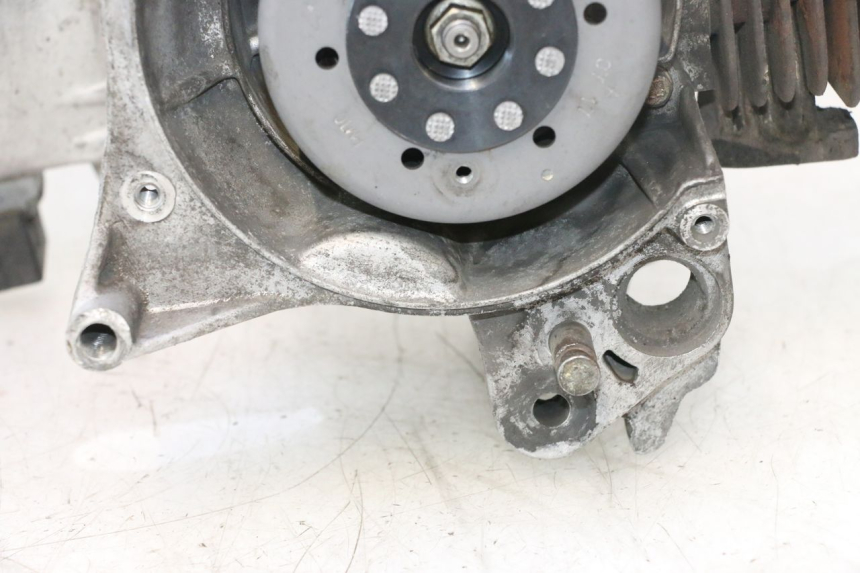 photo de MOTOR PEUGEOT KISBEE 2T 50 (2010 - 2017) - Aanvullende foto