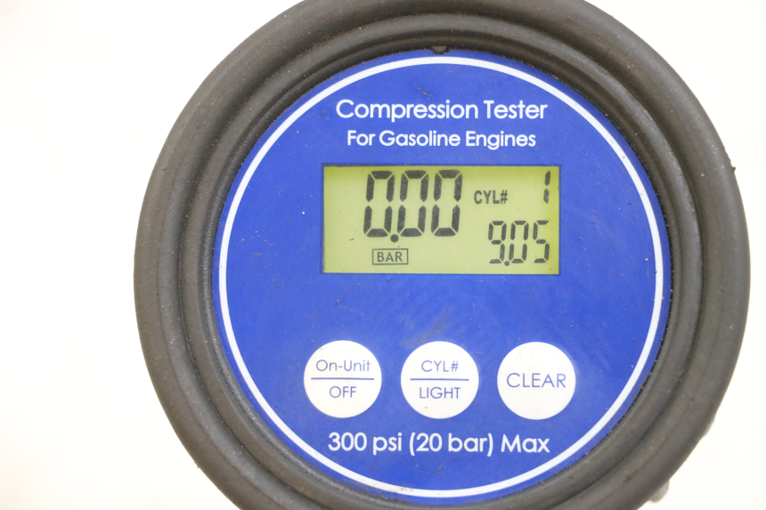 photo de MOTOR PEUGEOT KISBEE 4T 50 (2010 - 2017) - Visuele inspectie