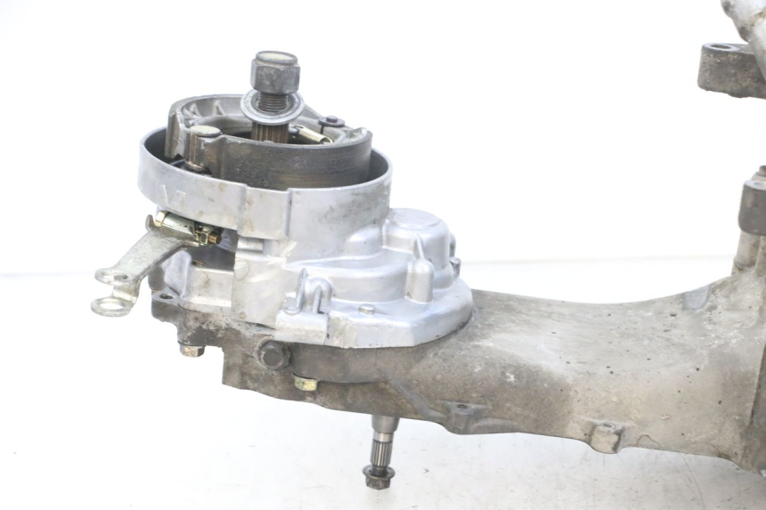 photo de MOTOR PEUGEOT KISBEE 4T 50 (2010 - 2017) - Overzicht