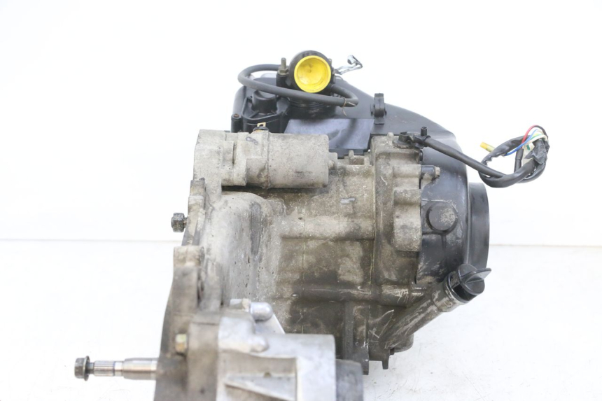 photo de MOTOR PEUGEOT KISBEE 4T 50 (2010 - 2017) - Markeringen en referenties