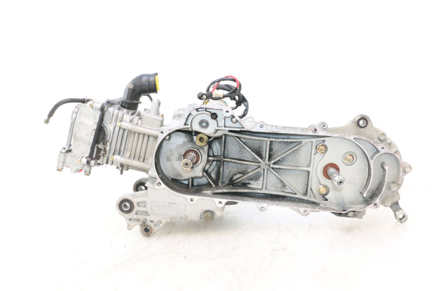 photo de MOTOR PEUGEOT KISBEE 4T 50 (2010 - 2017) - Hoofdaanzicht