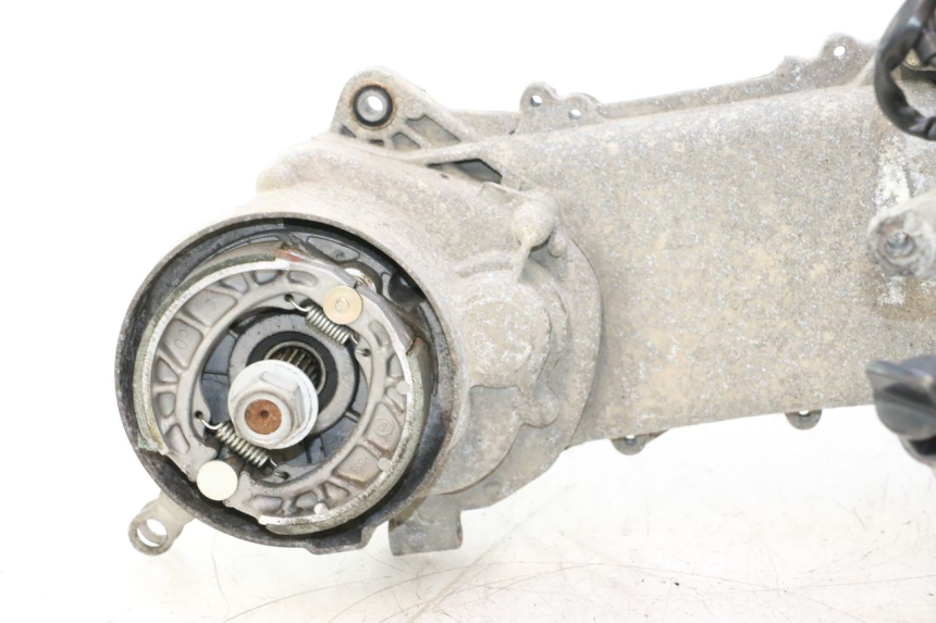 photo de MOTOR PEUGEOT KISBEE 4T 50 (2010 - 2017) - Zoom op componenten