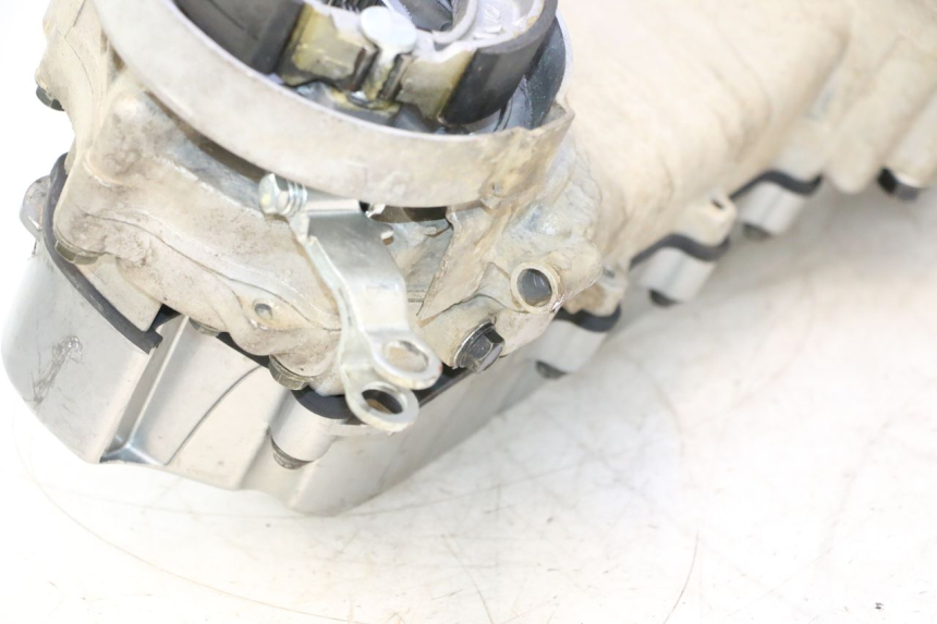 photo de MOTOR PEUGEOT KISBEE 4T 50 (2018 - 2022) - Bevestigingspunten