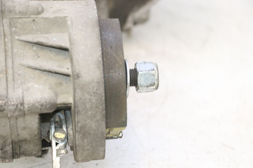 photo de MOTOR PEUGEOT KISBEE 4T 50 (2023 - 2026) - Hoofdaanzicht