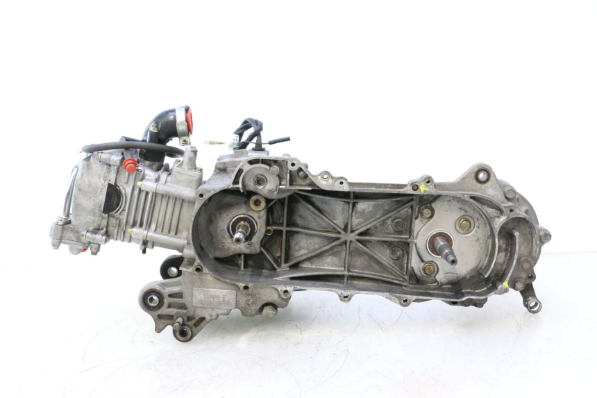 photo de MOTOR PEUGEOT KISBEE 4T 50 (2010 - 2017) - Kenmerkende details