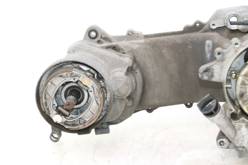photo de MOTOR PEUGEOT KISBEE 4T 50 (2010 - 2017) - Staat van het oppervlak