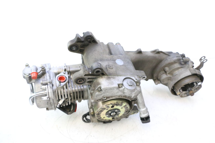 photo de MOTOR PEUGEOT KISBEE 4T 50 (2010 - 2017) - Staat van het oppervlak