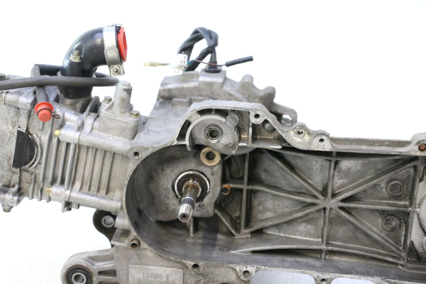 photo de MOTOR PEUGEOT KISBEE 4T 50 (2010 - 2017) - Gecontroleerd onderdeel