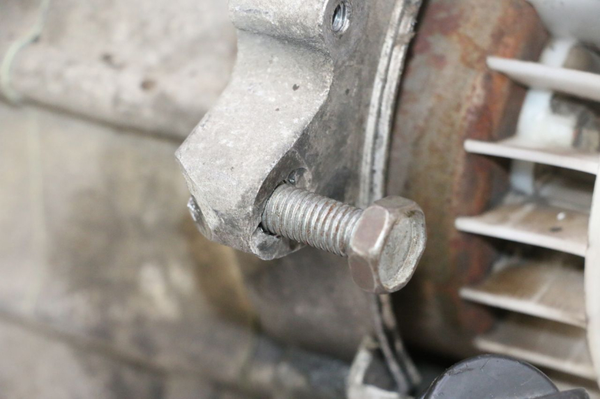 photo de MOTOR PEUGEOT KISBEE 4T 50 (2018 - 2022) - Andere kijkhoek