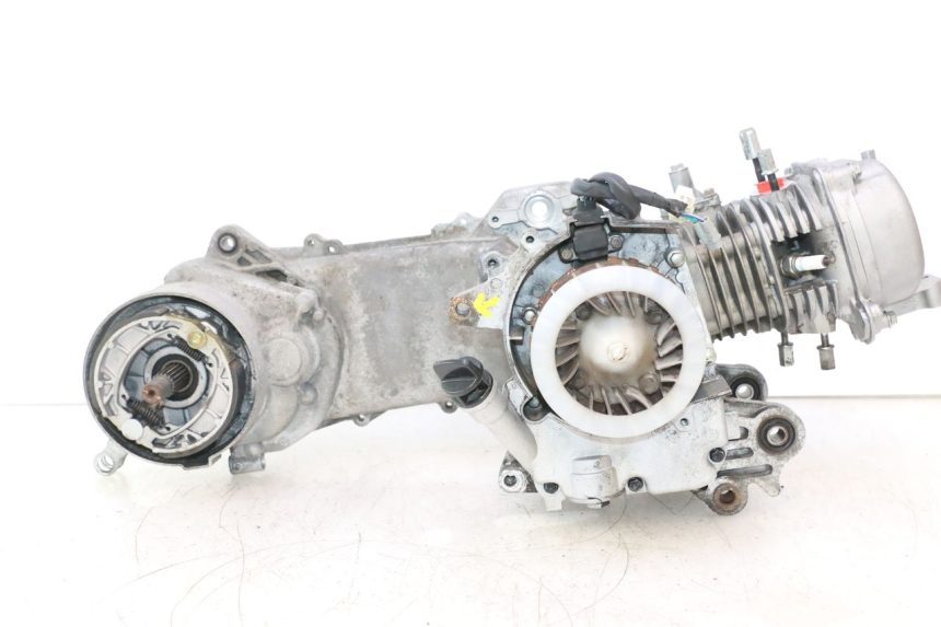 photo de MOTOR PEUGEOT KISBEE 4T 50 (2018 - 2022) - Detail van het onderdeel