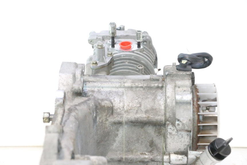 photo de MOTOR PEUGEOT KISBEE 4T 50 (2018 - 2022) - Visuele inspectie