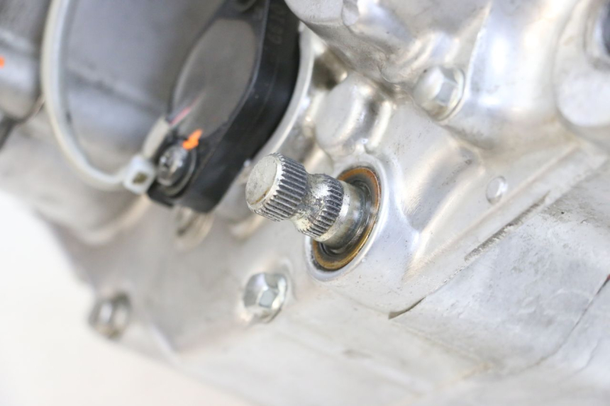 photo de MOTOR KAWASAKI KXF KX-F 250 (2017 - 2019) - Andere kijkhoek