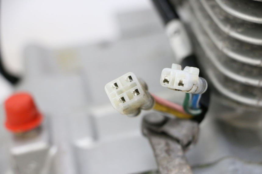 photo de MOTOR KYMCO STRYKER OFF ROAD 125 (1999 - 2005) - Zoom op componenten