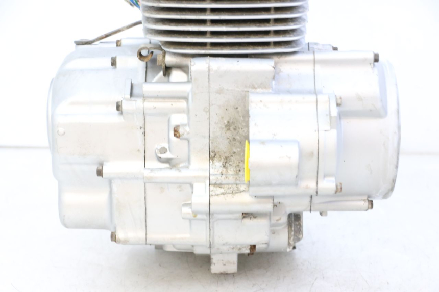 photo de MOTOR KYMCO STRYKER OFF ROAD 125 (1999 - 2005) - Zoom op gebruiksstaat