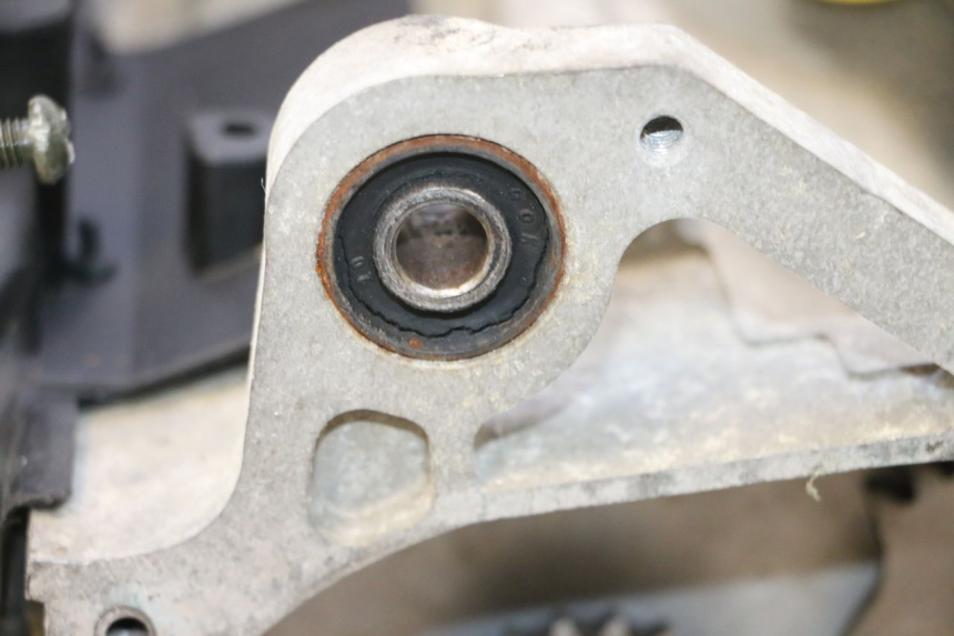 photo de MOTOR KEEWAY MATRIX RX9 125 (2006 - 2007) - Zoom op gebruiksstaat