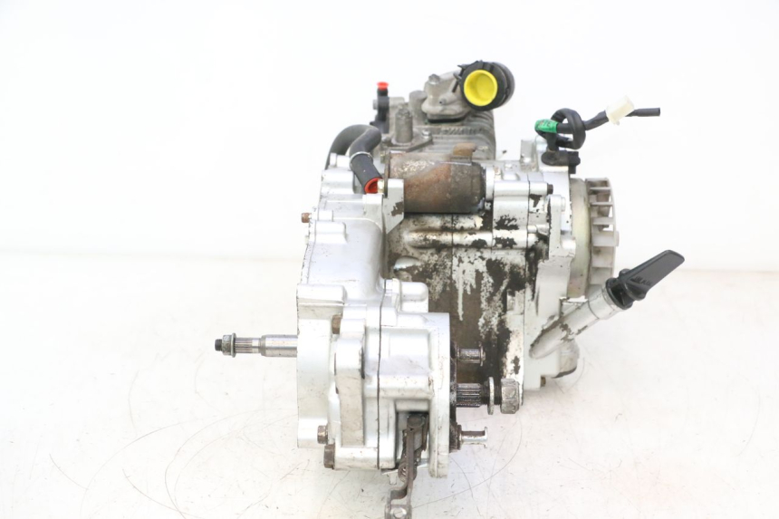 photo de MOTOR SYM MIO 50 (2005 - 2010) - Alternatieve hoek