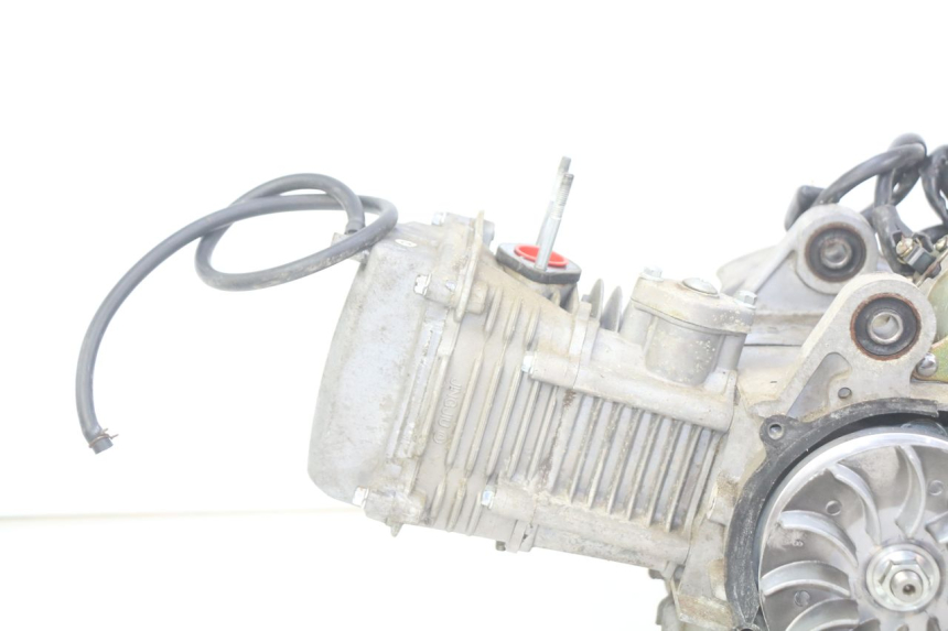 photo de MOTOR ZHONGYU MOVIDAS ZY125T-2 125 (2004 - 2014) - Staat van het oppervlak