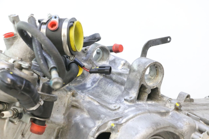 photo de MOTOR PIAGGIO MP3 HPE 530 (2022 - 2026) - Alternatieve hoek
