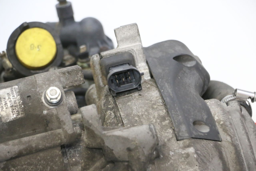 photo de MOTOR PIAGGIO MP3 125 (2006 - 2014) - Alternatieve hoek