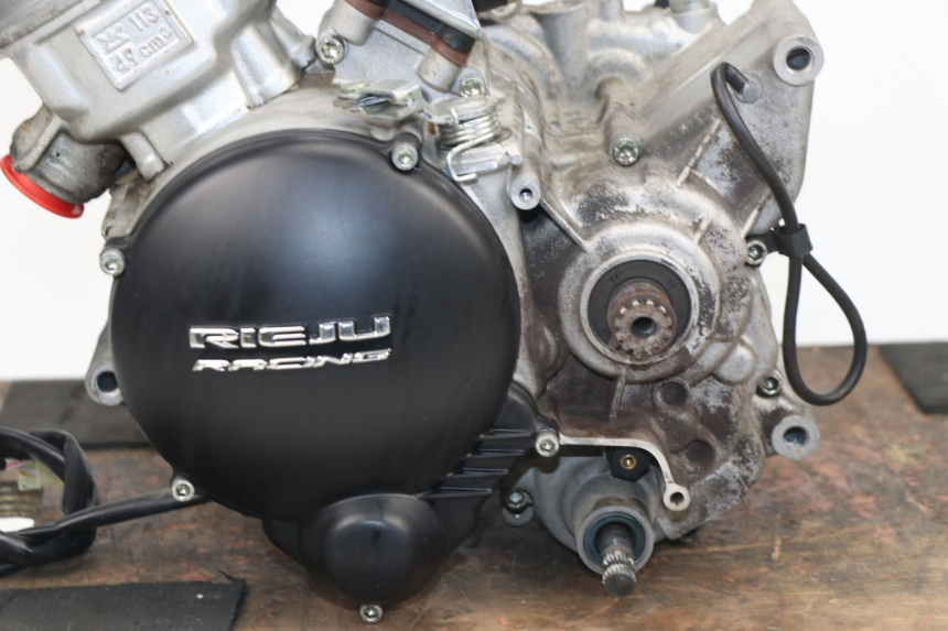 photo de MOTOR RIEJU MRT 50 (2018 - 2021) - Markeringen en referenties
