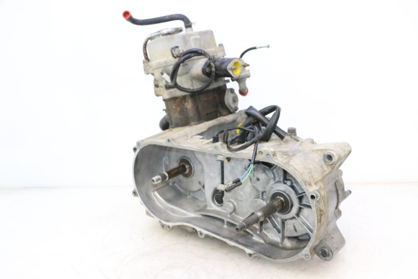 photo de MOTOR KYMCO MXU R 250 (2004 - 2010) - Zoom op componenten