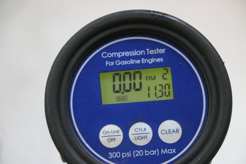 photo de MOTOR HONDA NTV DEAUVILLE 650 (1998 - 2001) - Alternatieve hoek