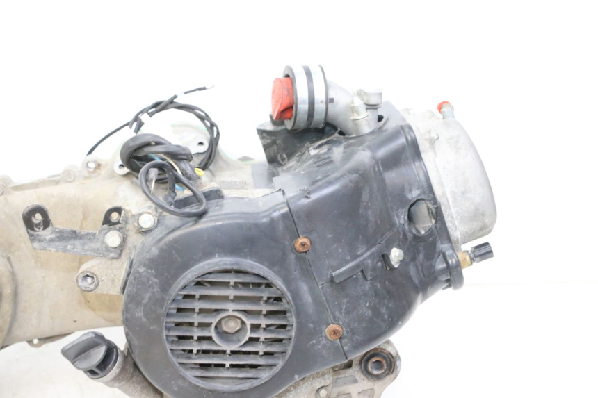 photo de MOTOR JM MOTORS OLDIES GT 4T 50 (2018 - 2025) - Zoom op componenten