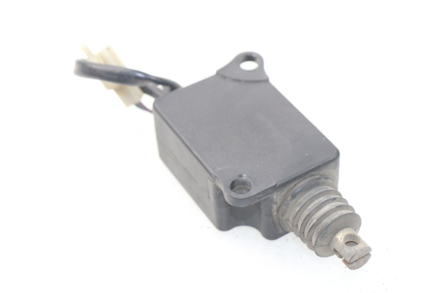 photo de MOTOR DEKSEL OPENING SYM GTS EVO 125 (2009 - 2013) - Detail van het onderdeel