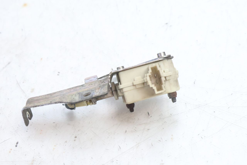 photo de MOTOR VOOR KOFFERRUIMTE OPENING PIAGGIO LIBERTY IGET 4T 50 (2021 - 2025) - Detail van het onderdeel