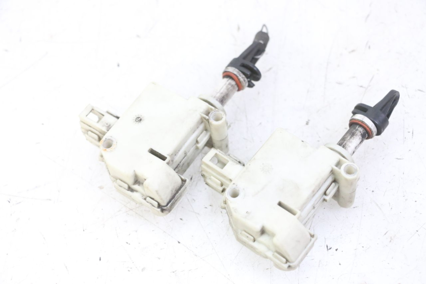 photo de MOTOR DEKSEL OPENING PIAGGIO MP3 LT 300 (2010 - 2016) - Andere kijkhoek