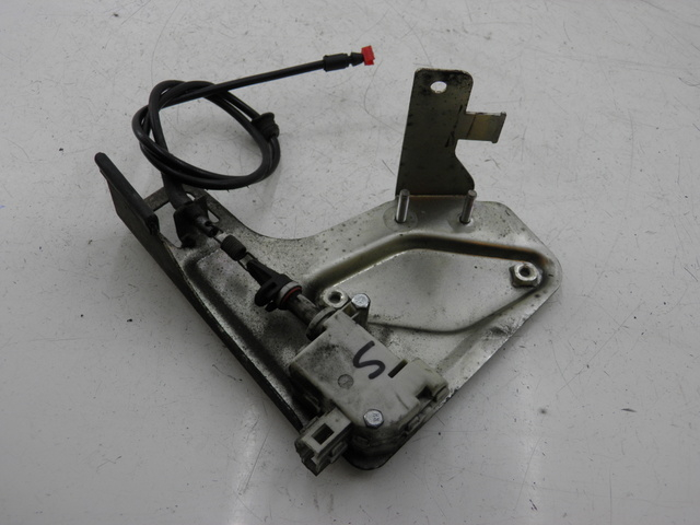 photo de MOTOR DEKSEL OPENING PIAGGIO MP3 RL 125 (2006 - 2014) - Hoofdaanzicht