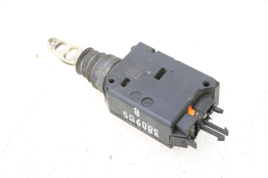 photo de MOTOR DEKSEL OPENING PEUGEOT SATELIS COMPRESSOR K15 125 (2006 - 2009) - Hoofdaanzicht