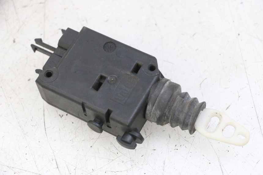 photo de MOTOR DEKSEL OPENING PEUGEOT SATELIS 125 (2013 - 2018) - Hoofdaanzicht