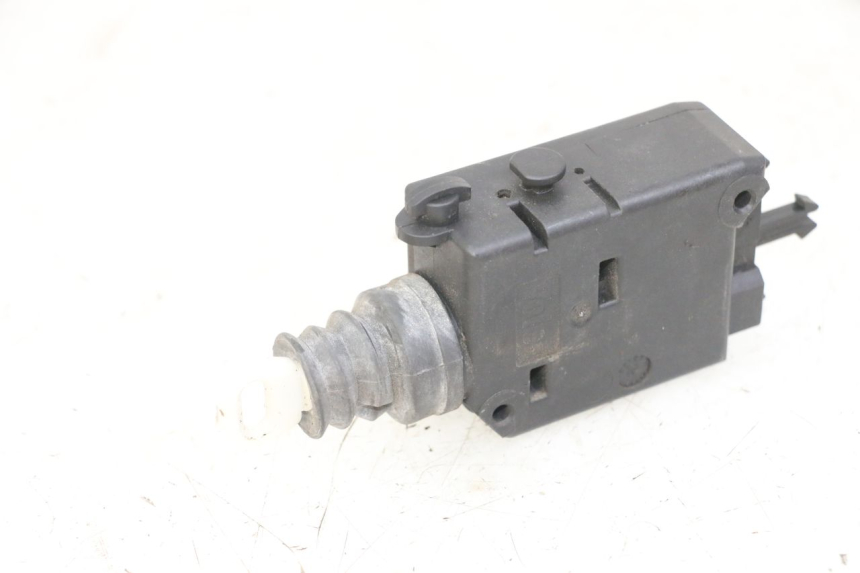 photo de MOTOR DEKSEL OPENING PEUGEOT SATELIS 125 (2013 - 2018) - Technische close-up