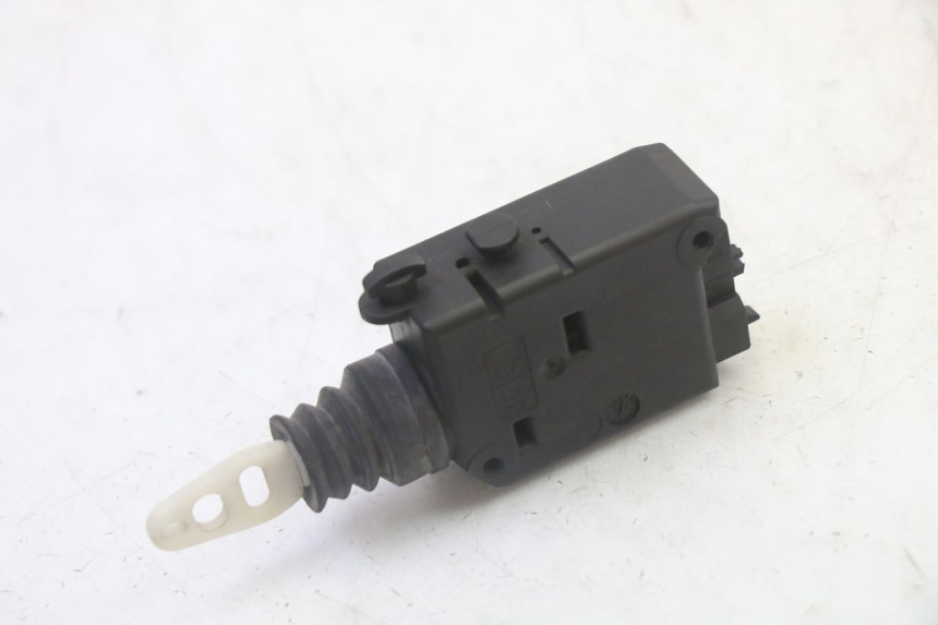 photo de MOTOR DEKSEL OPENING PEUGEOT SATELIS 125 (2010 - 2012) - Hoofdaanzicht