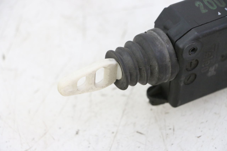 photo de MOTOR DEKSEL OPENING PEUGEOT SATELIS 125 (2006 - 2009) - Andere kijkhoek