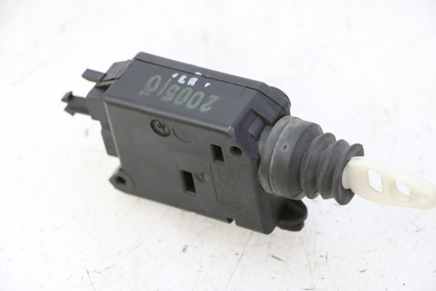 photo de MOTOR DEKSEL OPENING PEUGEOT SATELIS 125 (2006 - 2009) - Technische close-up