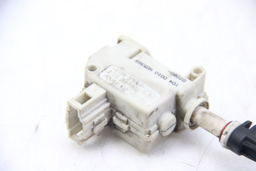 photo de MOTOR DEKSEL OPENING PIAGGIO X9 EVOLUTION 125 (2003 - 2007) - Zoom op gebruiksstaat